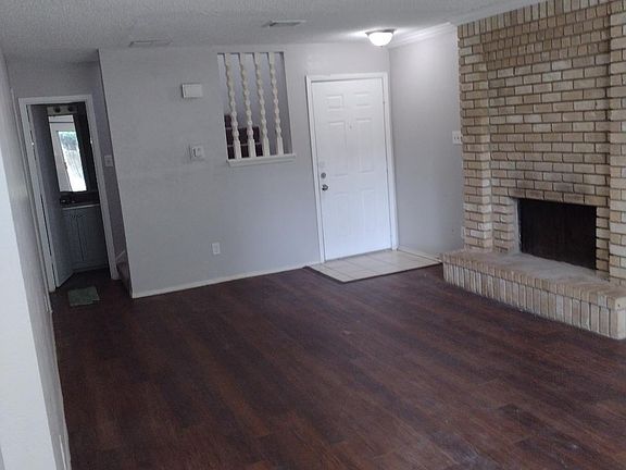 3rd image of 1807 Mearns Meadow Blvd