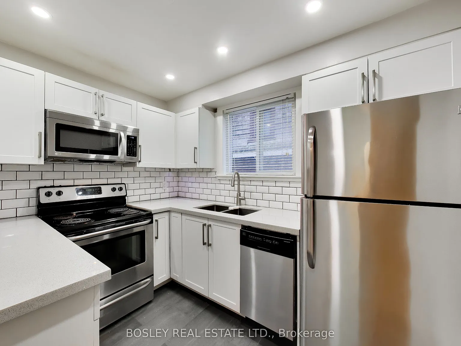2 bed, $2,600 — Photo 4