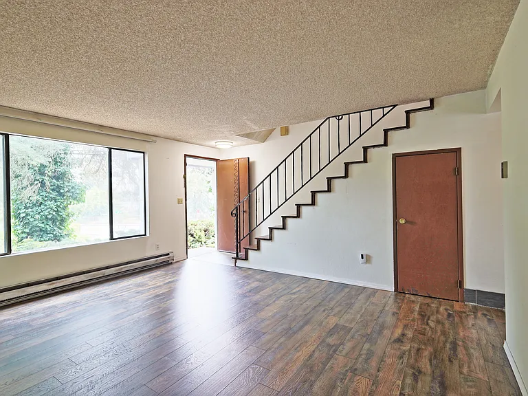 7407 212th St SW — Photo 10