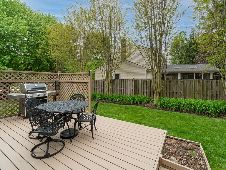 12601 Bayou Dr — Photo 32