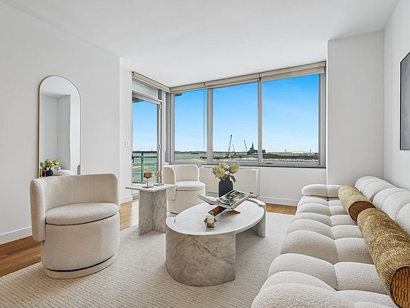 5th image of 25 Hudson St APT 507