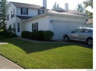 7193 W Cross Creek Trl, Brecksville, OH 44141