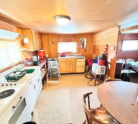 2nd image of 23 Herzog Acres Rd