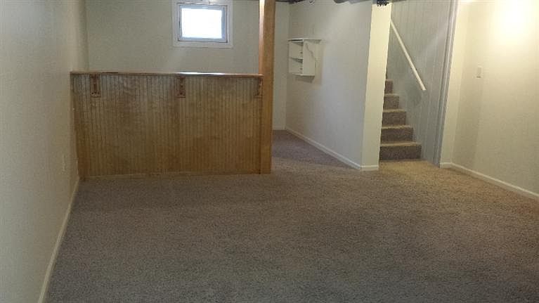 1st image of 5635 Northcote Ave