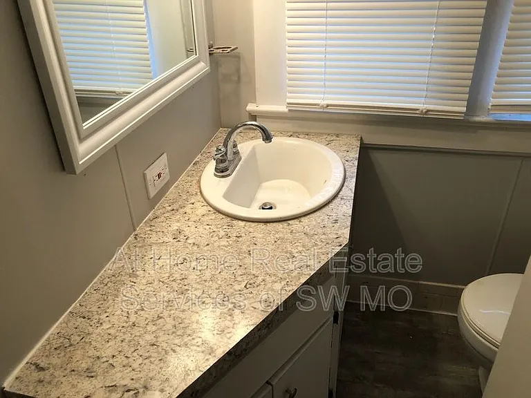 649 S Main Ave #3 — Photo 5