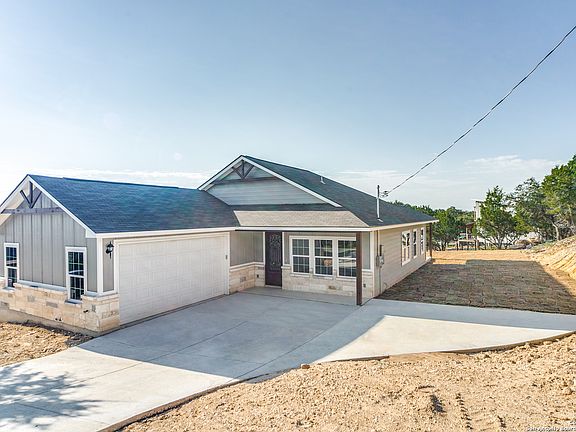 2nd image of 1025 Alta Vista