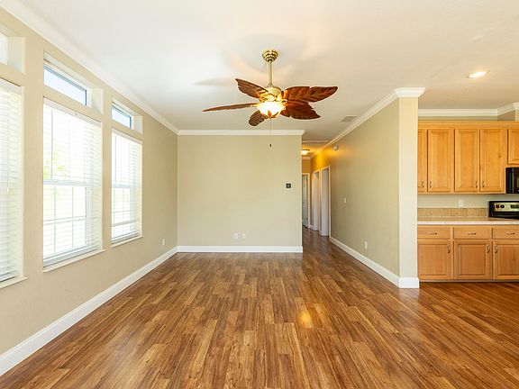 5th image of 22860 Blackbeard Ln