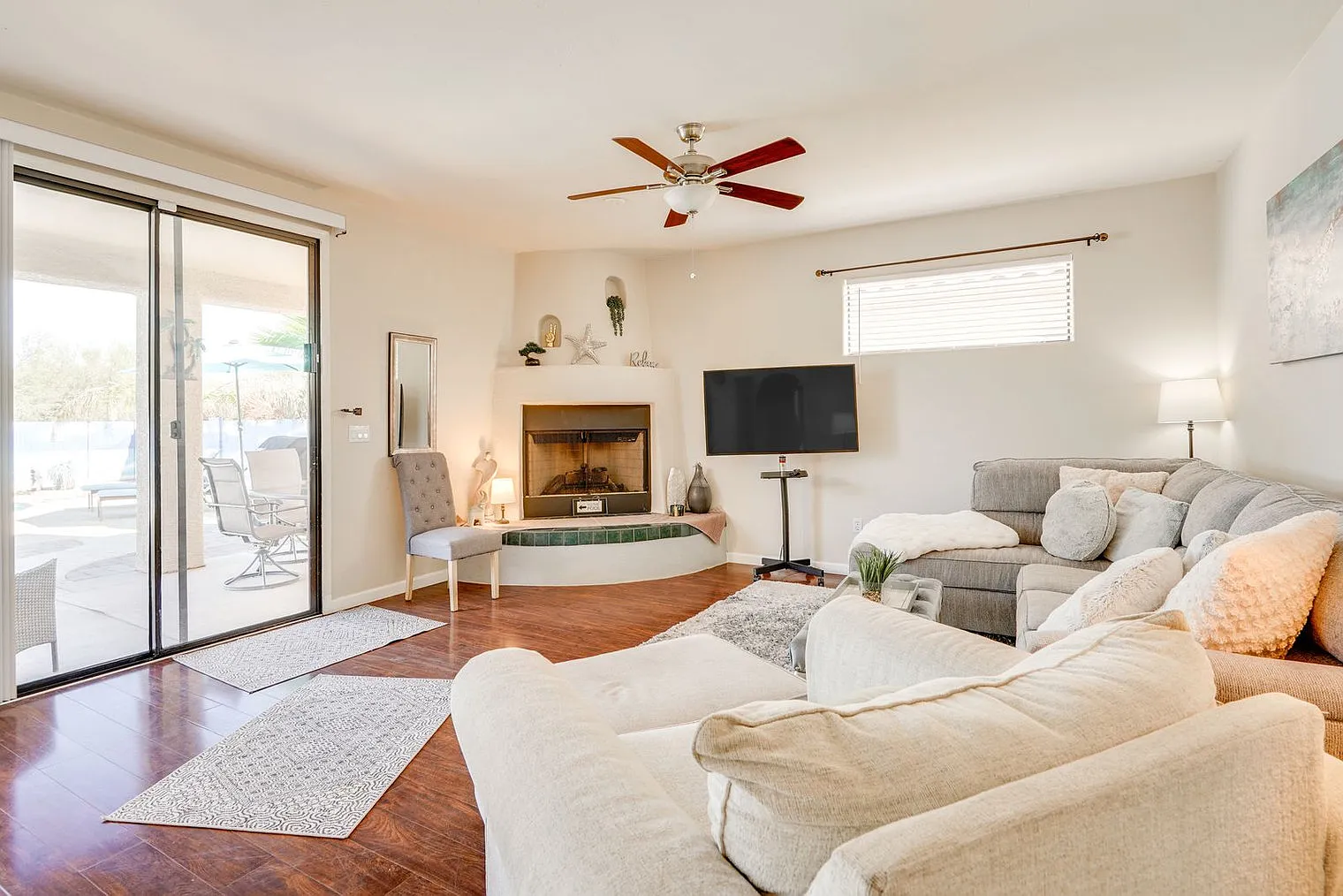 4 bed, 2.0 bath, 2992 sqft, $6,193 — Photo 1