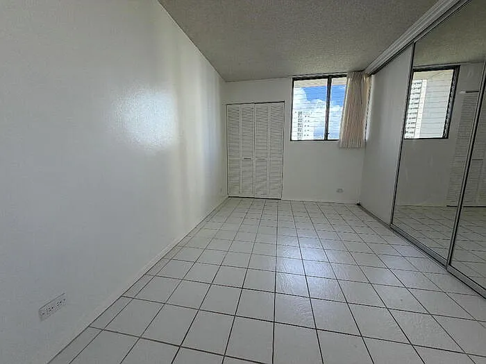 1 bed, 1.0 bath, $2,025 — Photo 4