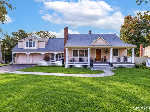 59 Creeping Hemlock Drive, Norwalk, CT 06851
