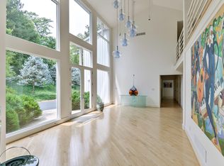 387 Mockingbird Valley Rd, Mockingbird Valley, KY 40207