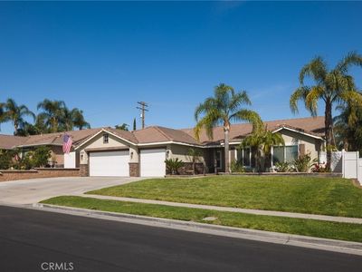 833 Beverly Rd, Corona, CA, 92879