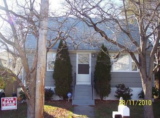 105 Meadowview Ave, Stratford, CT 06615