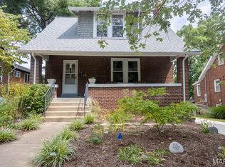 7257 Richmond Pl, Saint Louis, MO 63143