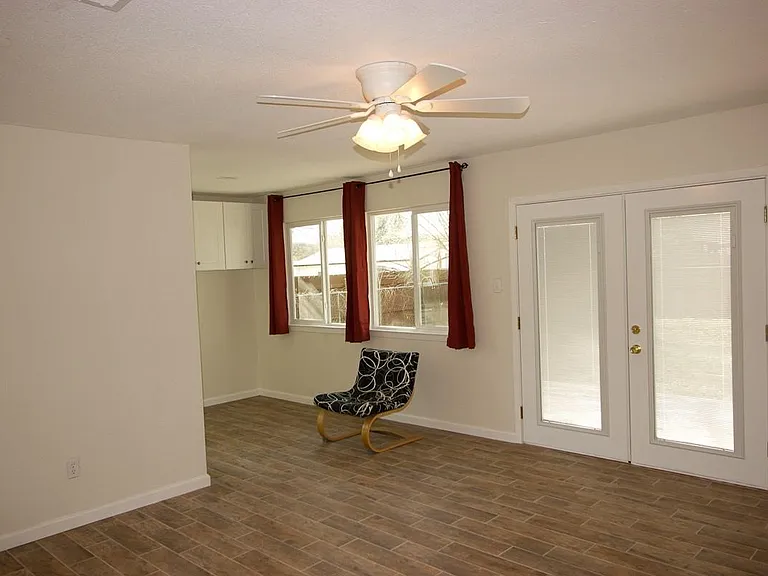 6110 Wing Feather Dr — Photo 10