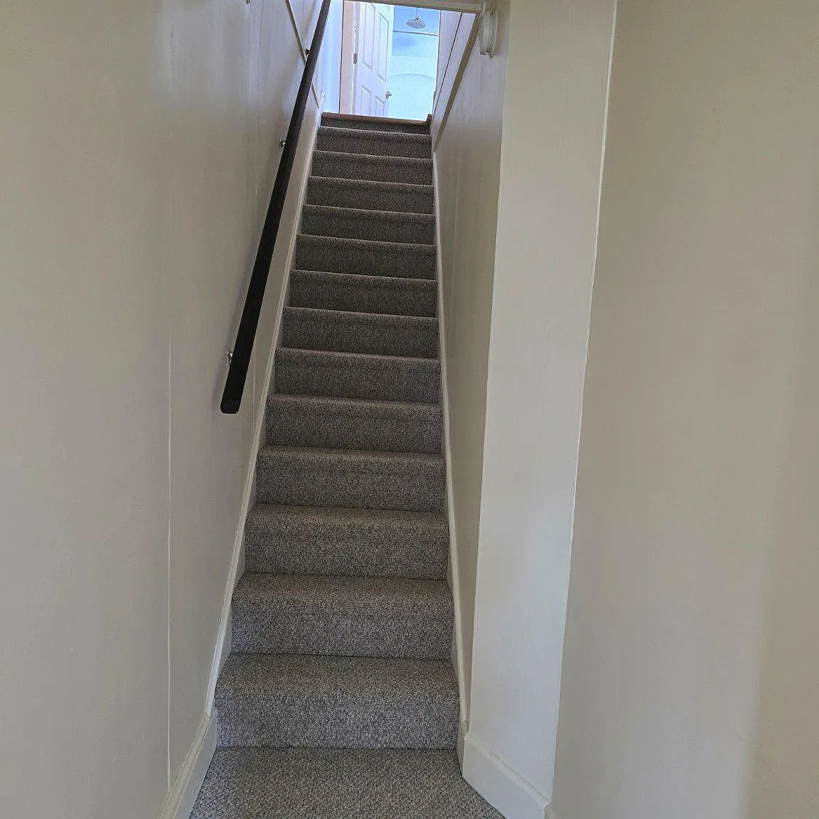 2 bed, 1.0 bath, 900 sqft, $1,750 — Photo 3