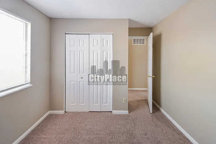 47 Meadow Ct W — Photo 14