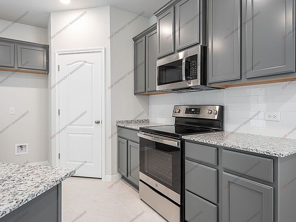 4th image of 1458 Shadow Hill Ln