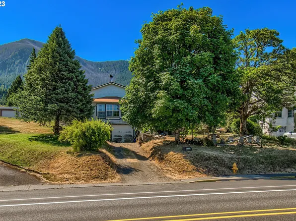 150 Wanapa St, Cascade Locks, OR 97014