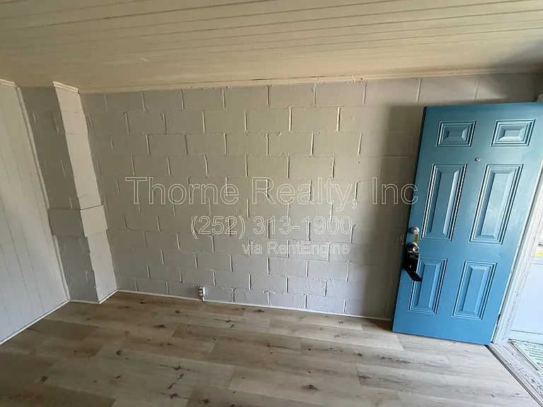 1504 Coleman St SE #B — Photo 12