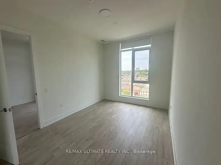 858 Dupont St #Penthouse 15 — Photo 16