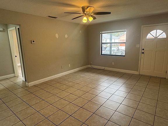 3rd image of 224 N Julia Ave