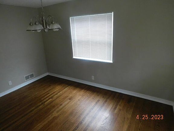 2nd image of 306 McAlpin Ave