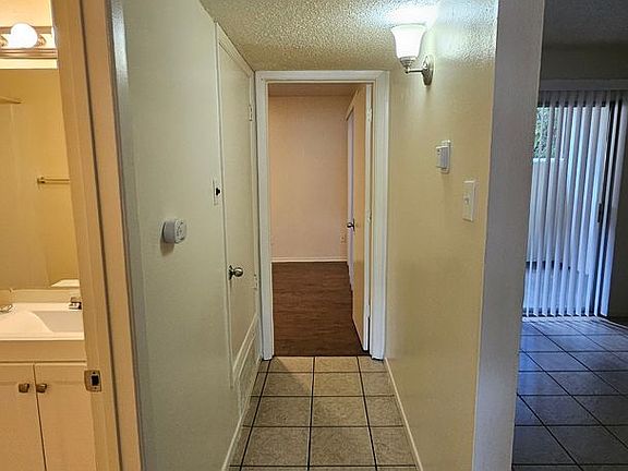 4th image of 5410 Phoenix Ave NE APT 2