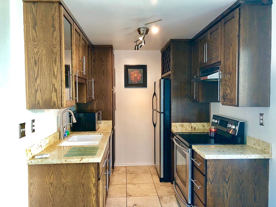 1st image of 215 Atlantic Ave APT 206