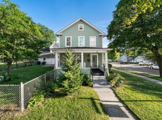 743 E Galena Blvd, Aurora, IL 60505