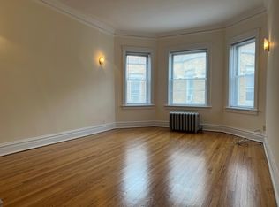 6962 N Sheridan Rd APT 3B, Chicago, IL 60626