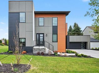 6480 John R Rd, Troy, MI 48085