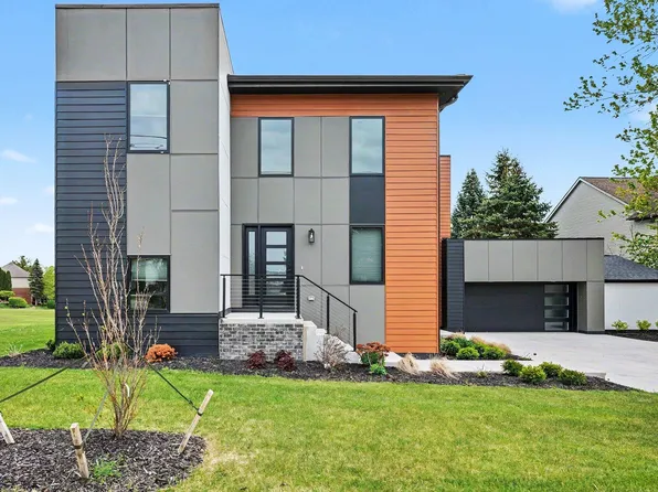 6480 John R Rd, Troy, MI 48085