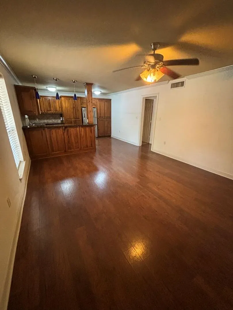 Park Blvd 1290 — Photo 2
