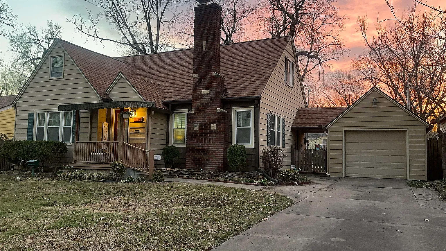3 bed, 2500 sqft, $2,750 — Photo 1