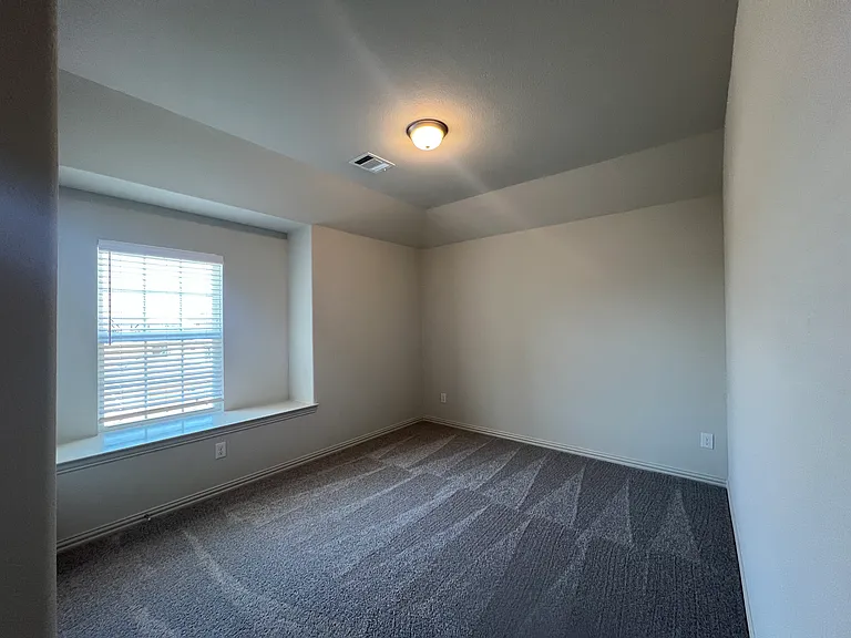 16108 Hidden Cove Dr — Photo 24