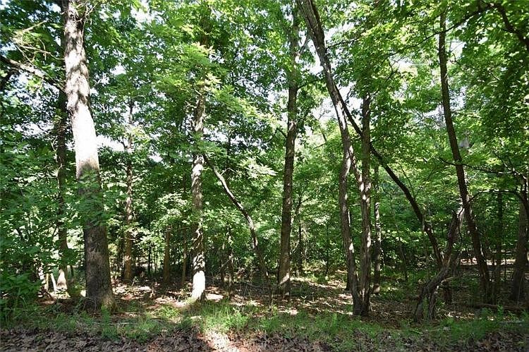 1st image of Shady Glen Dr