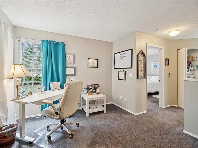 2243 Andover Cir — Photo 22