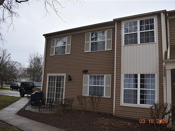 2nd image of 83 Privet Ln