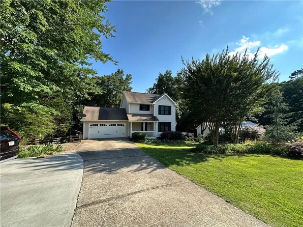 5735 Freeman Dr, Cumming, GA 30028