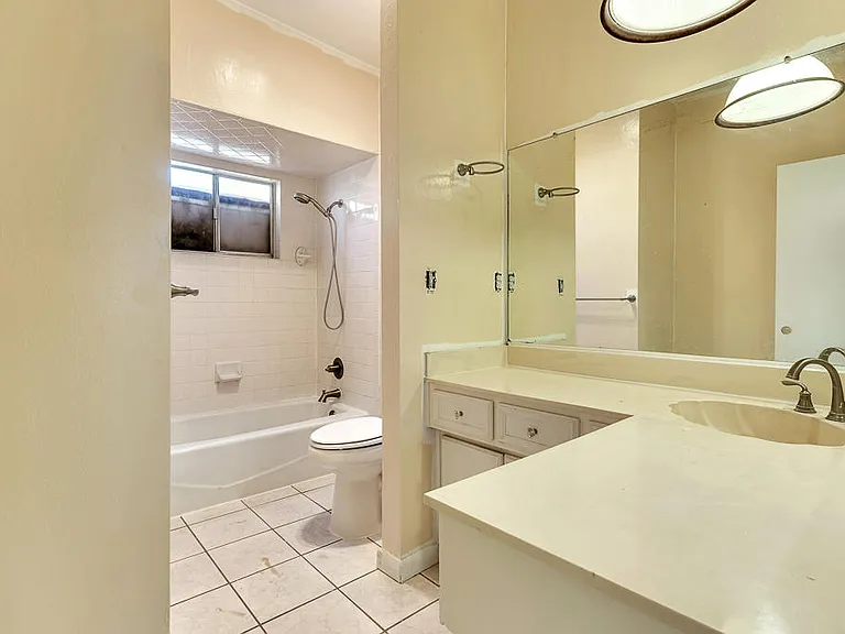 301 Los Nietos Ct — Photo 24