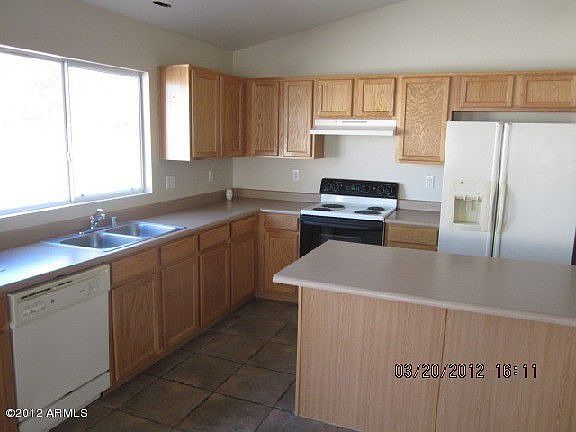 5th image of 15320 W Mauna Loa Ln