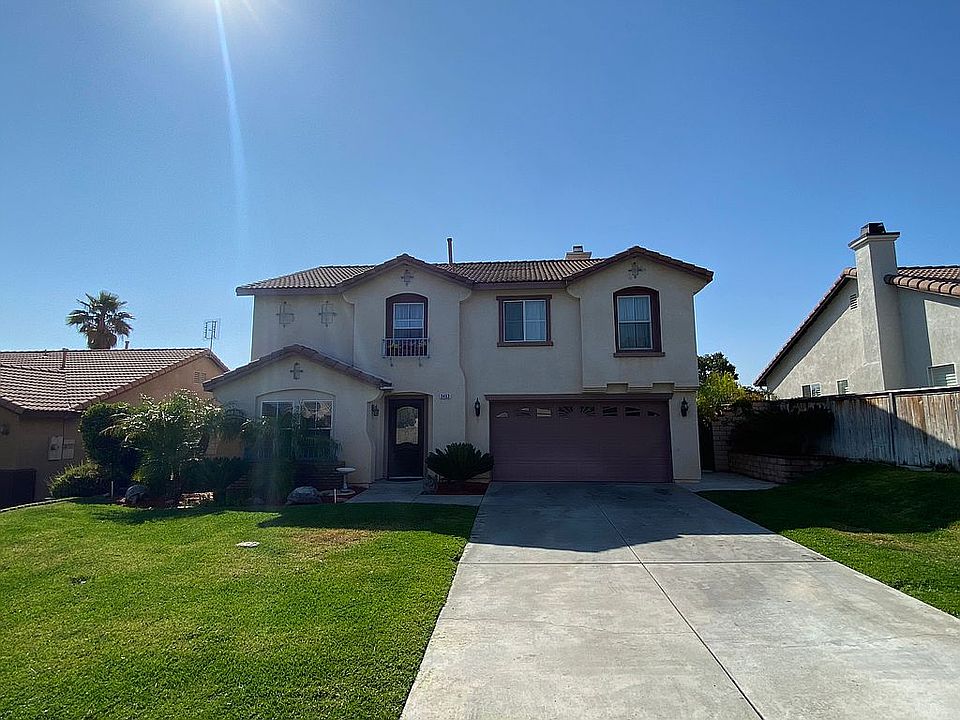 2nd image of 3463 Hawthorne Dr