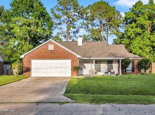 2212 Starfish Rd, Gautier, MS 39553