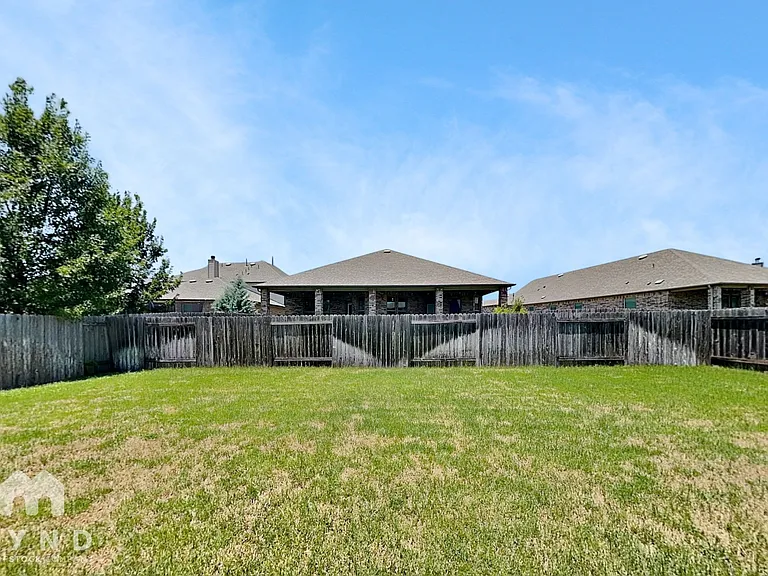 1125 Sampley Ln — Photo 27