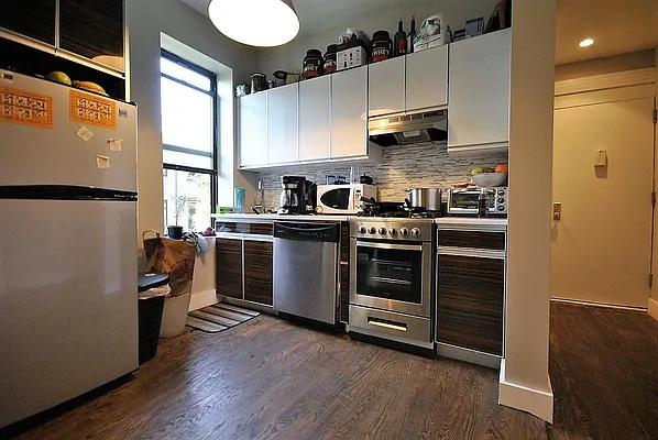 Rented by Simply Brooklyn Realty Inc | media 42