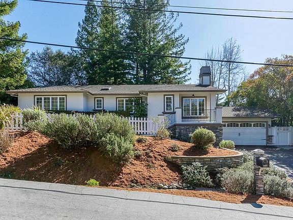 2nd image of 801 Upper Navarra Dr