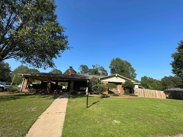 2511 Southgate Dr, Malvern, AR 72104
