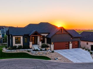 5013 Apricot Blossom Ct, Waunakee, WI 53597