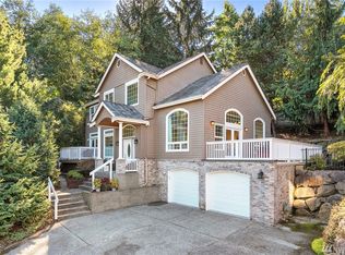 2705 NW Pinecone Dr, Issaquah, WA 98027